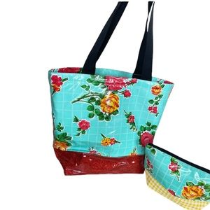 NWOT Rosegal Aqua Oilcloth Tote Bag with Cosmetic Bag